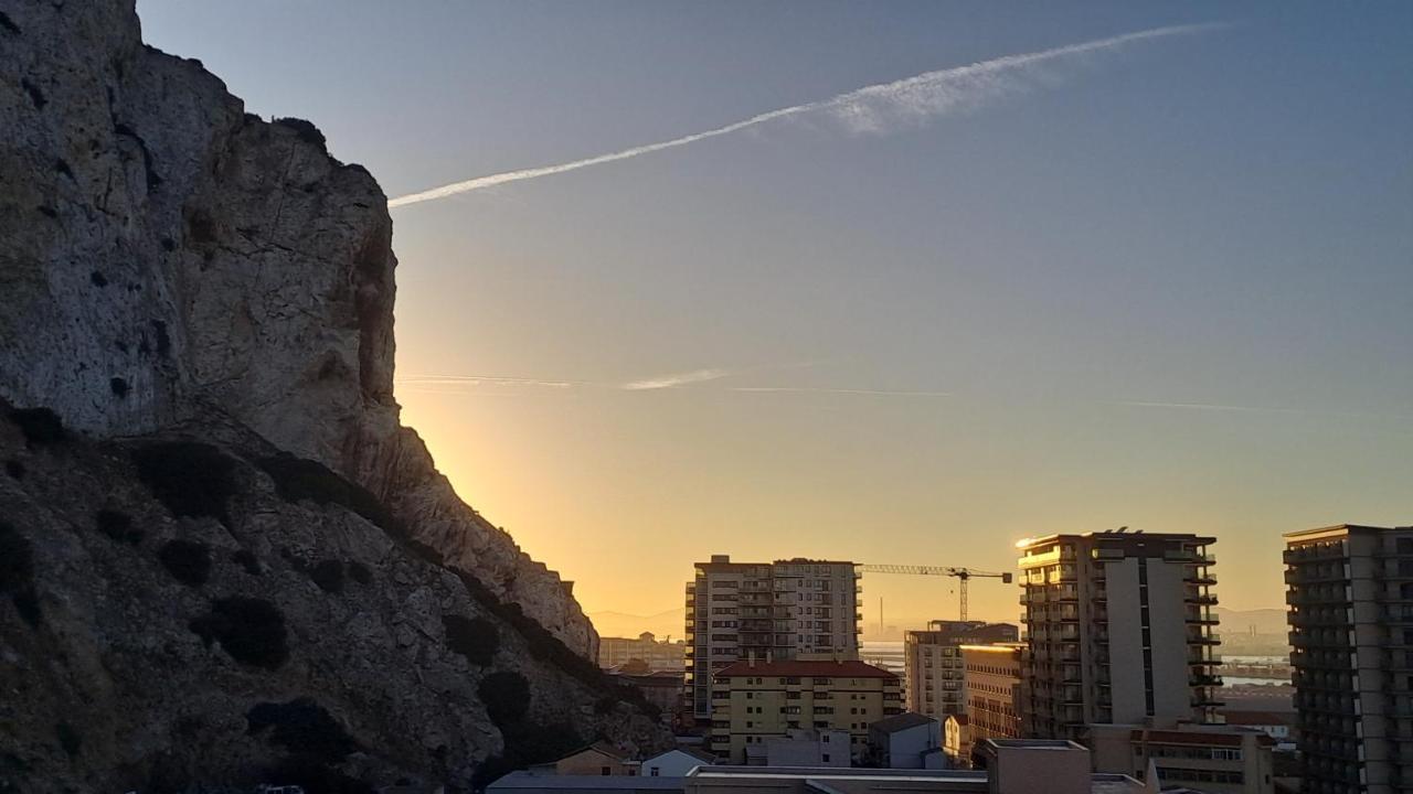 Beautiful Studio In Gibraltar - E1 Kültér fotó