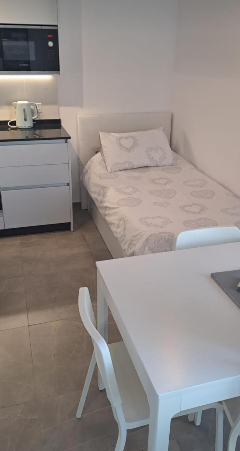 Beautiful Studio In Gibraltar - E1 Kültér fotó